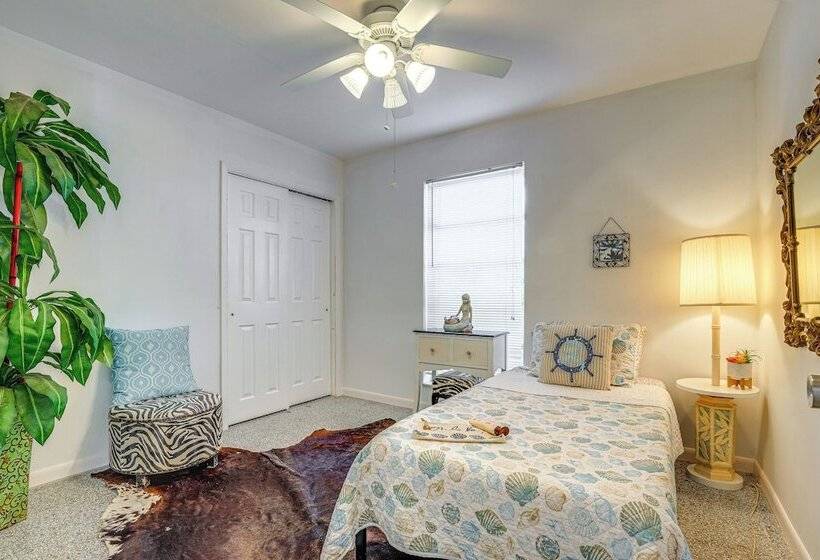 Waterfront Vero Beach Home W/ Pool & Boat Dock!