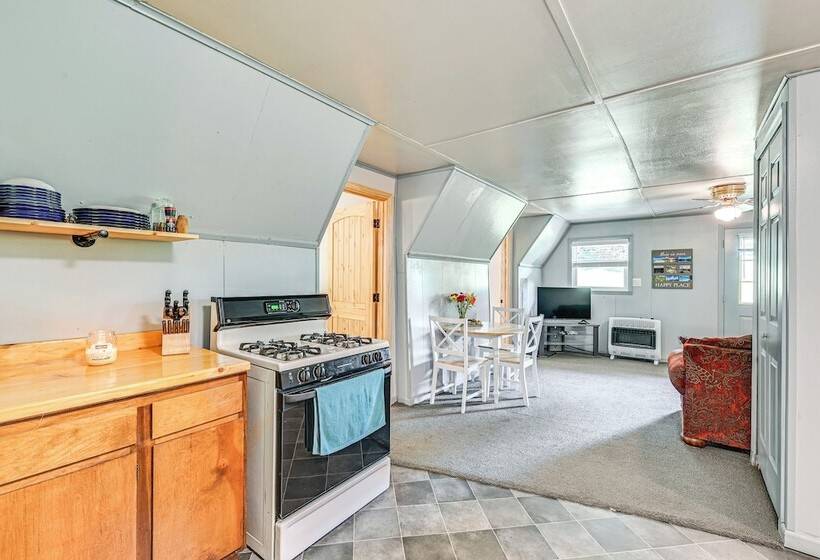 5 Mi To Cave Run Lake: Wellington Cabin W/ Deck!