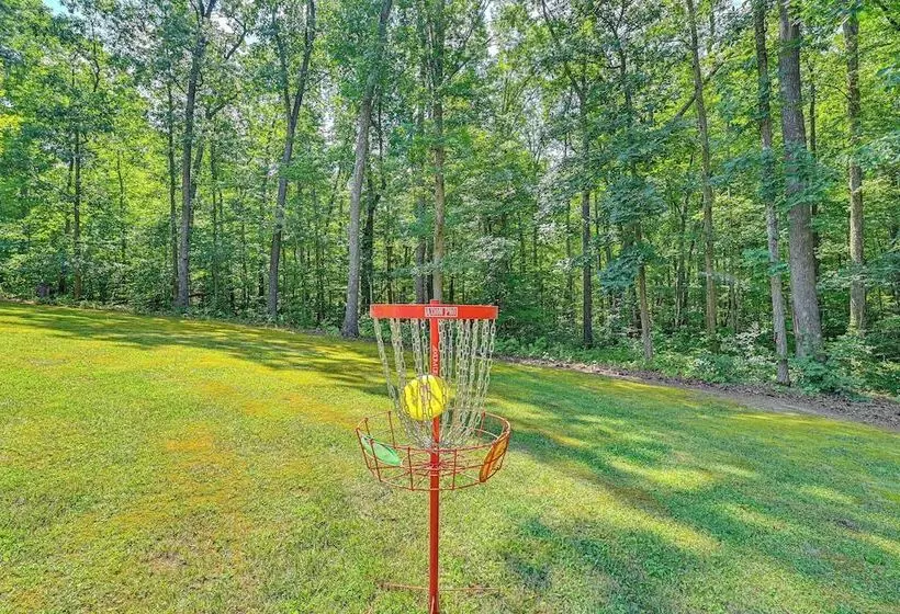 5 Mi To Cave Run Lake: Wellington Cabin W/ Deck!