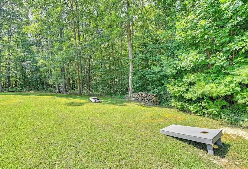 5 Mi To Cave Run Lake: Wellington Cabin W/ Deck!