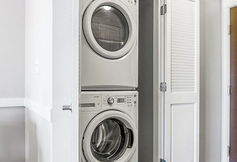 9 On Canal By  Landing