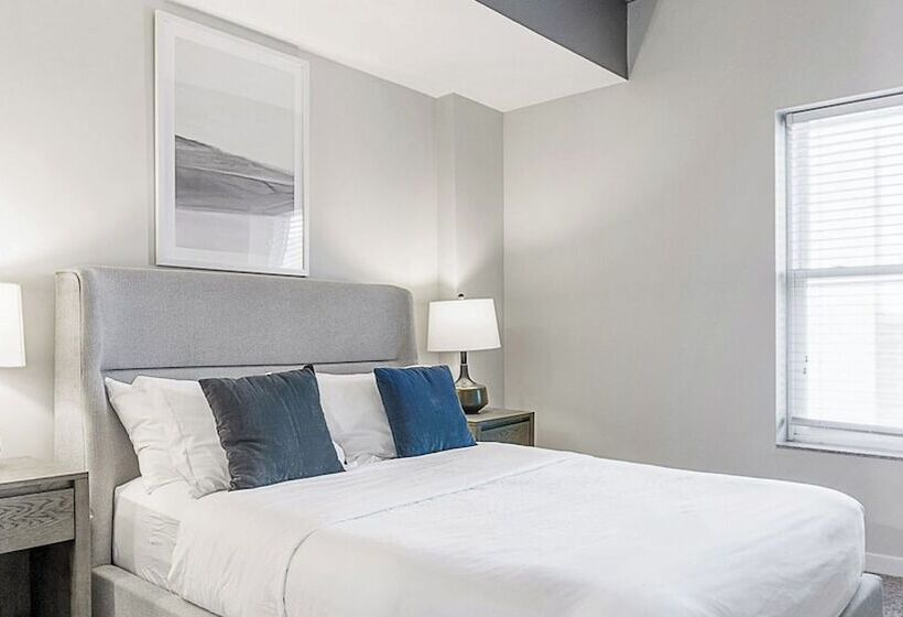 9 On Canal By  Landing