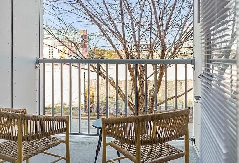 9 On Canal By  Landing