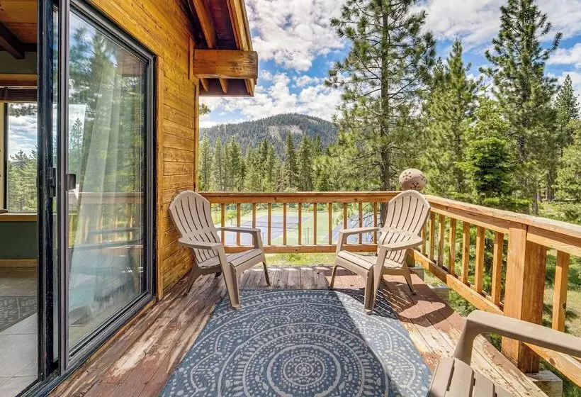 Close To Ski Slopes: Tahoe Ski Chalet W/ Fireplace