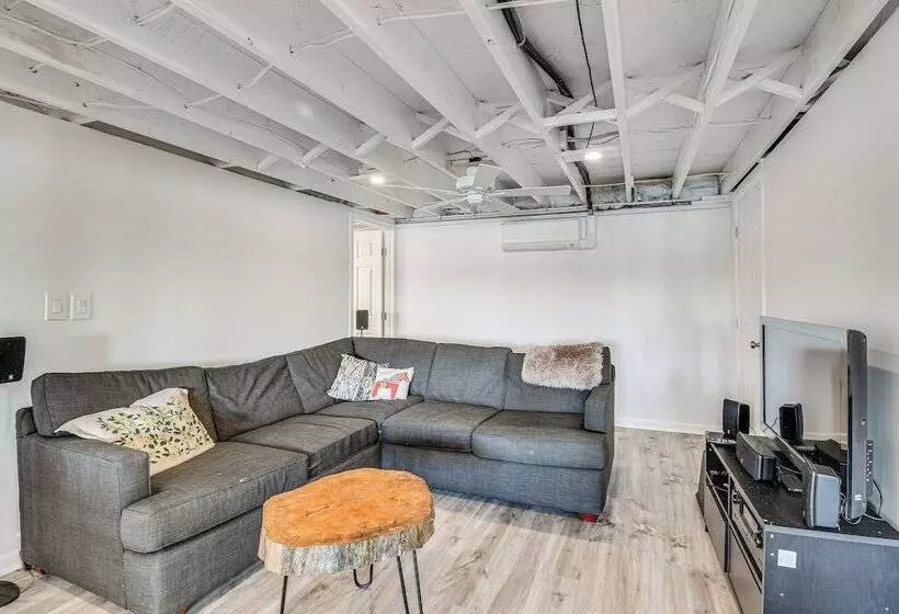 Charming Wolcott Cottage W/ Fire Pit & Mini Dock