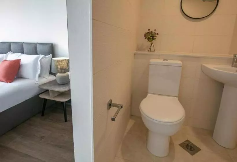 Dockside Aparthotel, Best Western Signature Collection