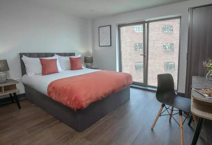 Dockside Aparthotel, Best Western Signature Collection