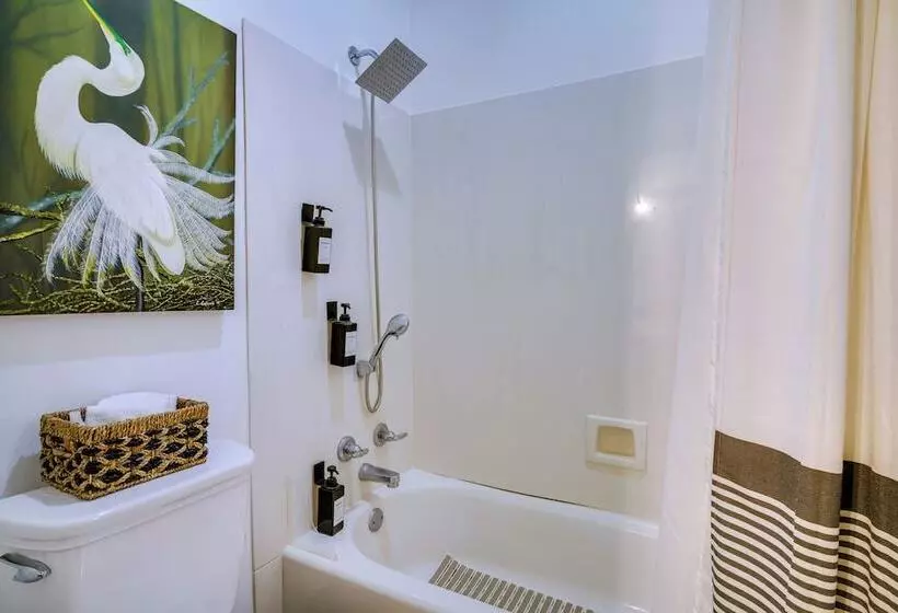 Elegant Baton Rouge Home W/ Yard ~ 3 Mi To Lsu!