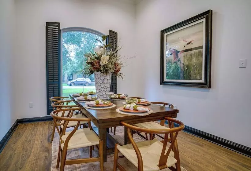 Elegant Baton Rouge Home W/ Yard ~ 3 Mi To Lsu!