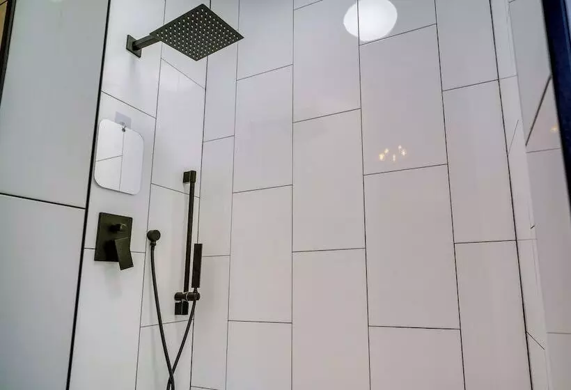 Elegant Baton Rouge Home W/ Yard ~ 3 Mi To Lsu!