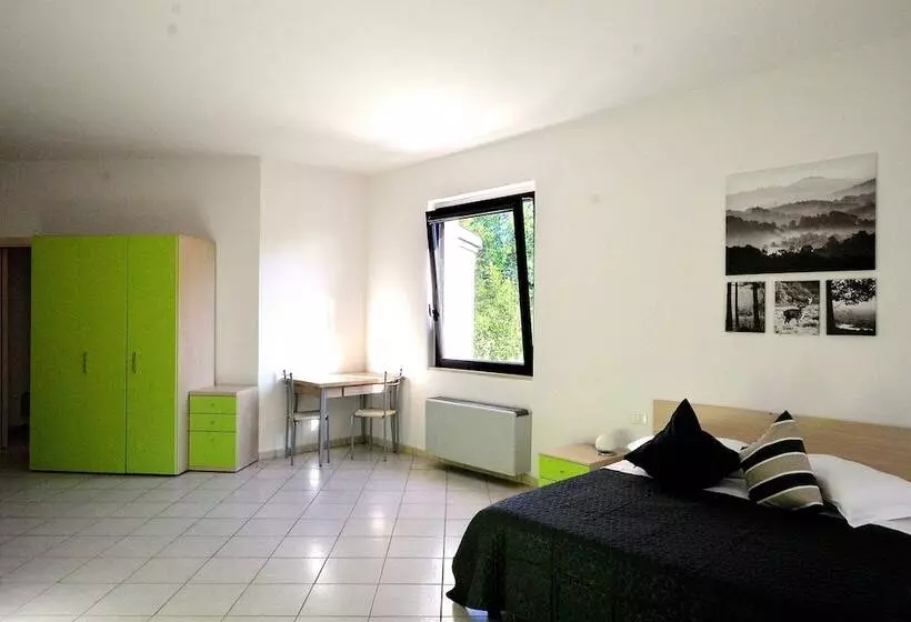 簡易ホテル Residence Leccio