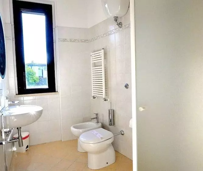 簡易ホテル Residence Leccio