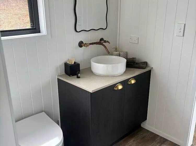 Maaseutuhotelli High Valley Dawn Permaculture Farm