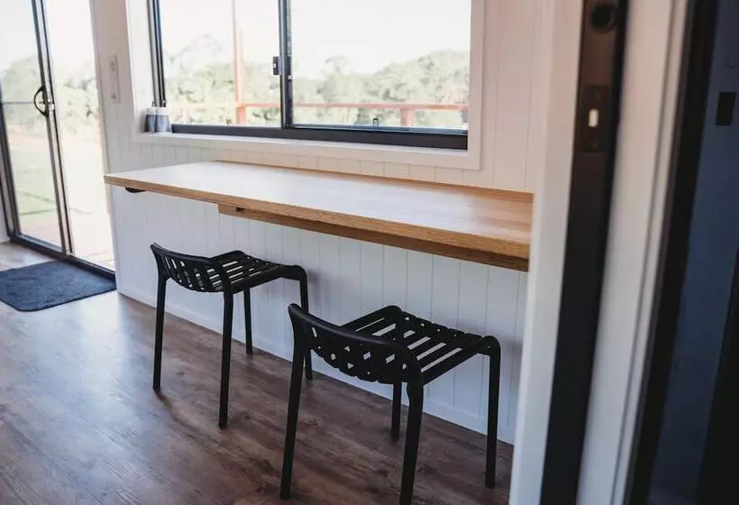 Maaseutuhotelli High Valley Dawn Permaculture Farm