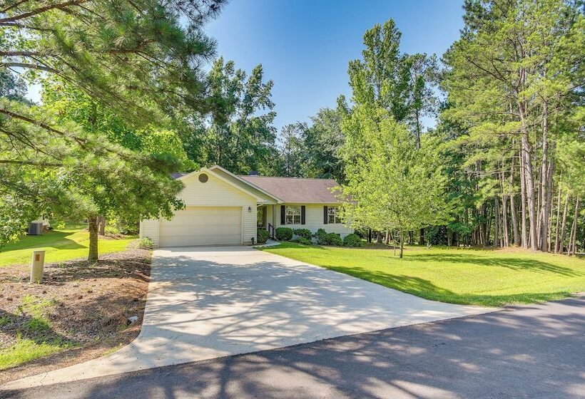 Lovely Mccormick Home In Savannah Lakes Village