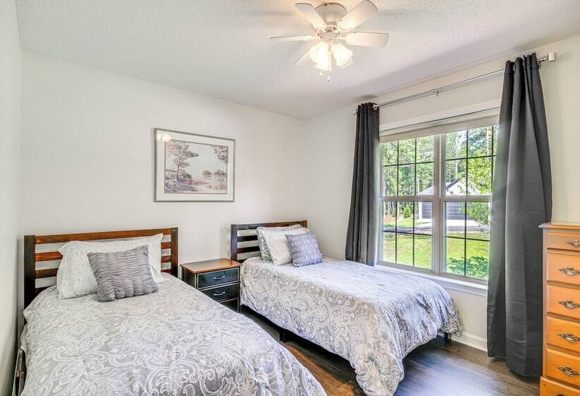 Lovely Mccormick Home In Savannah Lakes Village