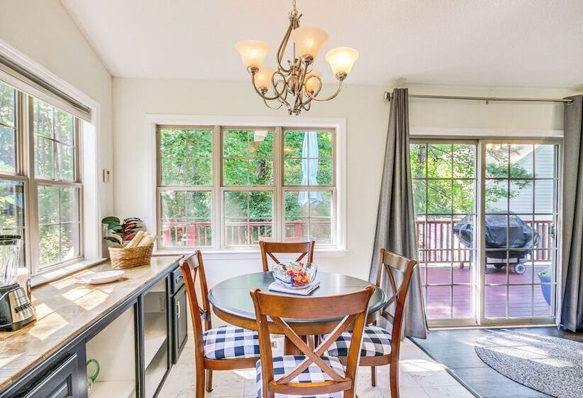 Lovely Mccormick Home In Savannah Lakes Village