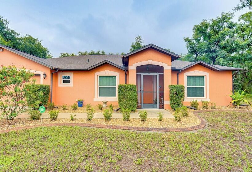 North Port Home W/ Charming Lanai ~ 7 Mi To Beach