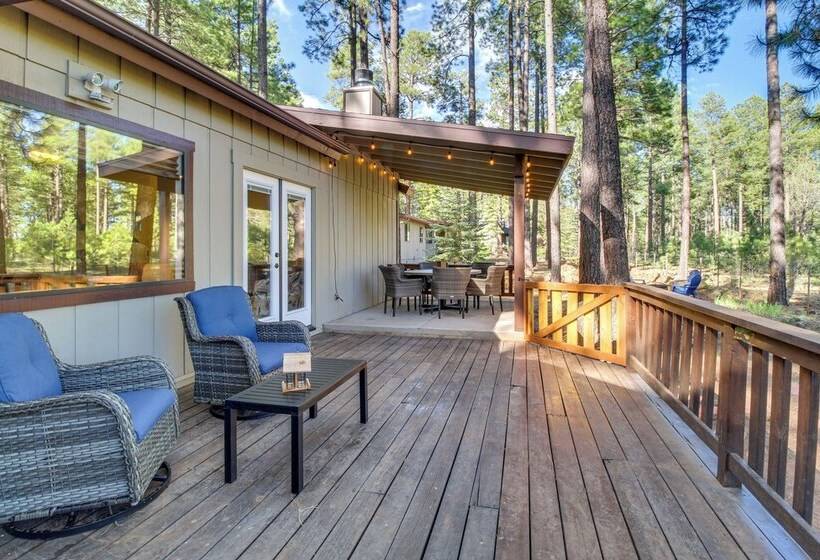 Peaceful Pinetop Cabin W/ Deck & Fire Pit!