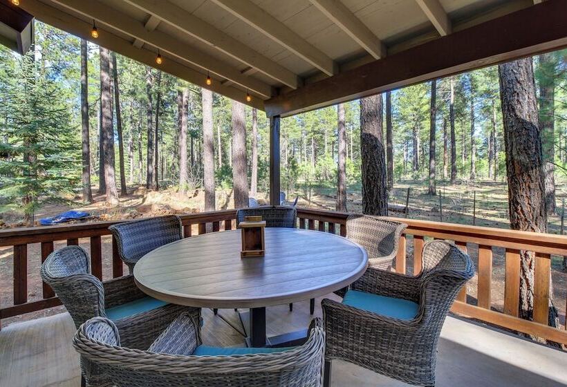 Peaceful Pinetop Cabin W/ Deck & Fire Pit!