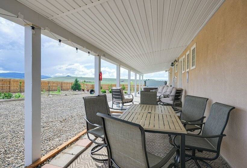 Pet Friendly Monte Vista Home W/ Game Room!