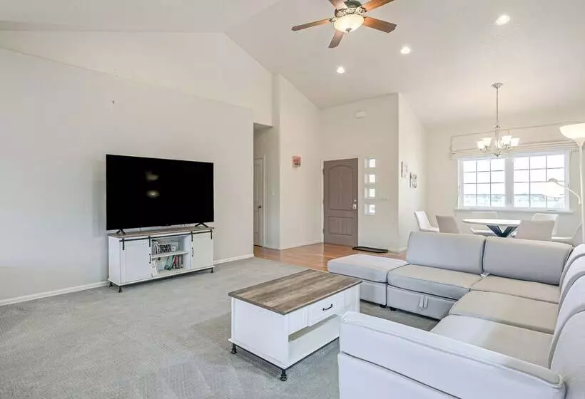Pet Friendly Monte Vista Home W/ Game Room!