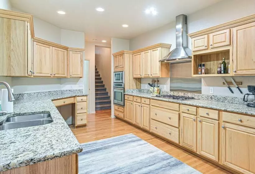 Pet Friendly Monte Vista Home W/ Game Room!
