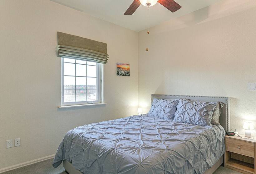 Pet Friendly Monte Vista Home W/ Game Room!