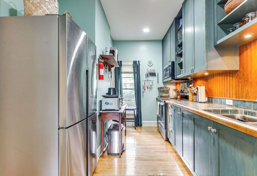 Pet Friendly Tampa Home In Walkable Neighborhood!