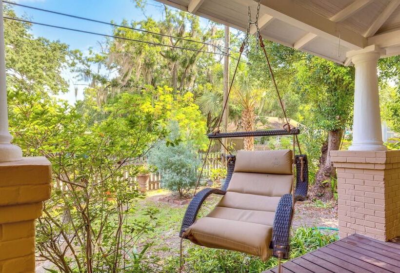 Pet Friendly Tampa Home In Walkable Neighborhood!