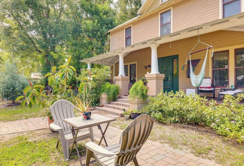 Pet Friendly Tampa Home In Walkable Neighborhood!