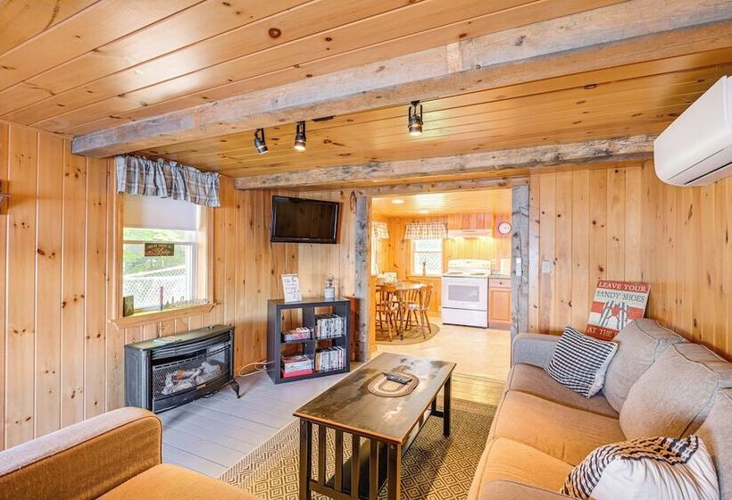 Picturesque Lakefront Cabin In Whiting, Maine!