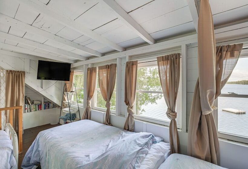 Picturesque Lakefront Cabin In Whiting, Maine!