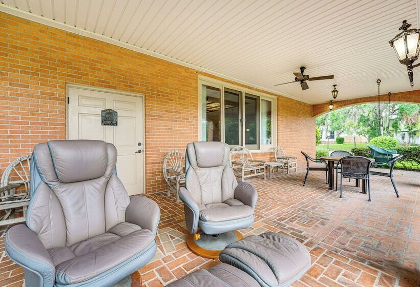 Lanai, Hot Tub & Pool: Haines City Retreat!