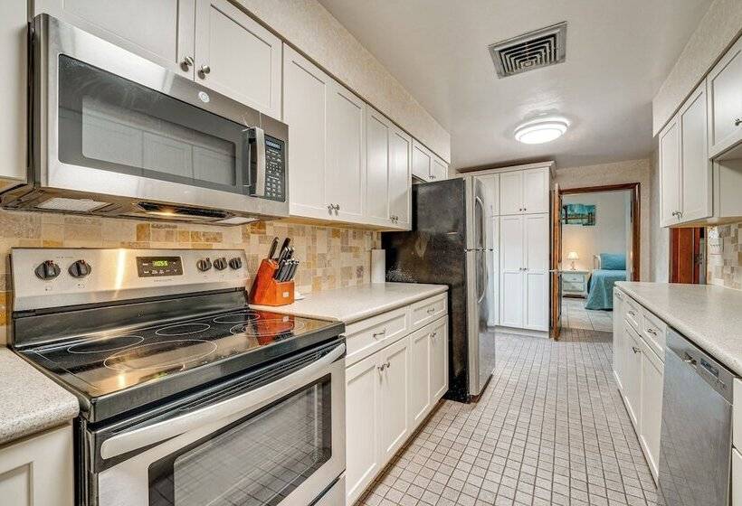 Lanai, Hot Tub & Pool: Haines City Retreat!