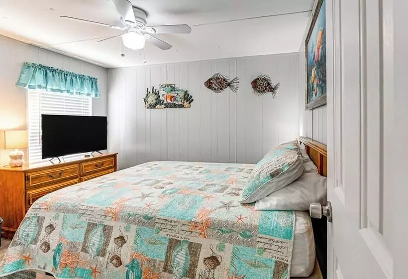 1/2 Mi To Ocean: Surfside Beach Resort Home