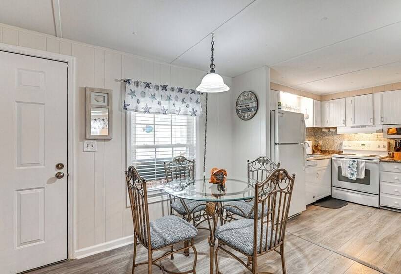 1/2 Mi To Ocean: Surfside Beach Resort Home
