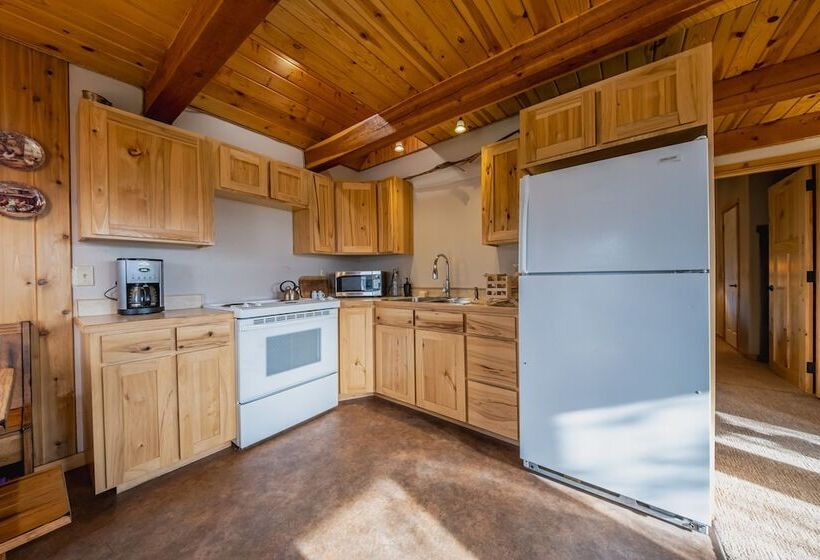 The Cabin On The Ranch