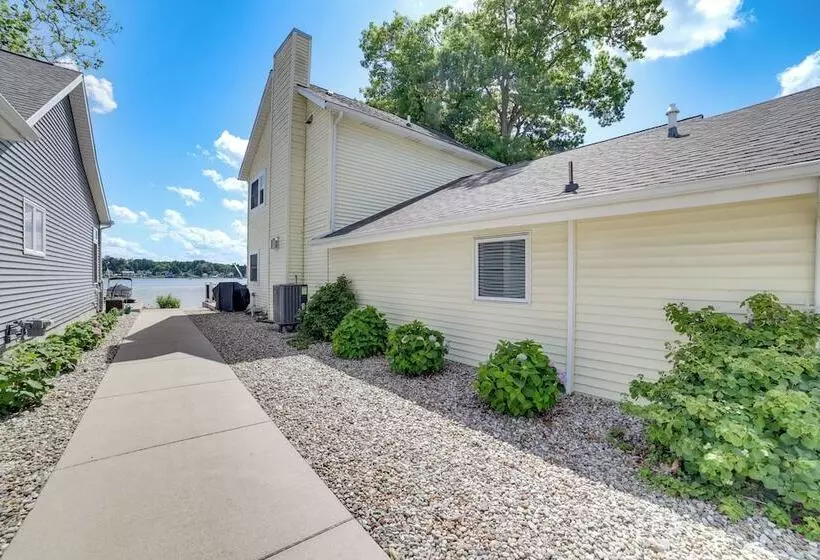 Waterfront Clarklake Escape   Deck, Dock & Views