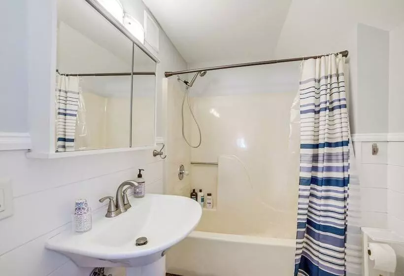 Waterfront Clarklake Escape   Deck, Dock & Views