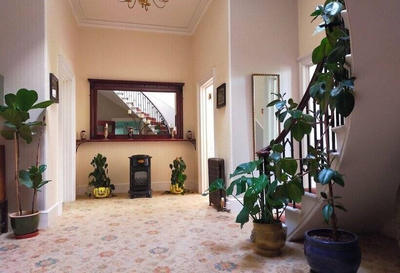 مبيت وإفطار Woodlands Teignmouth