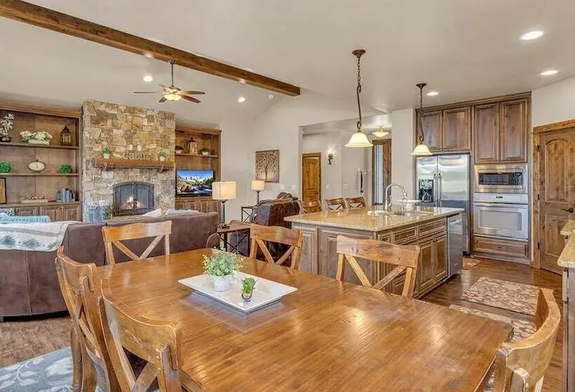 Caldera Cabin 6