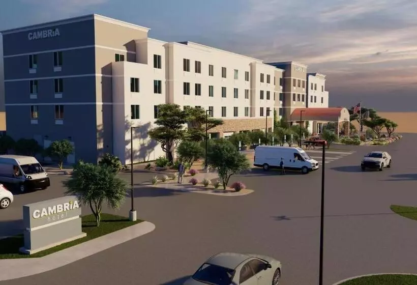 Cambria Hotel El Centro   Imperial