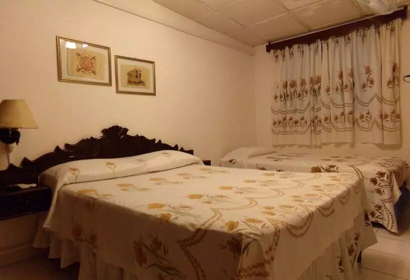簡易ホテル Casa Yaneva