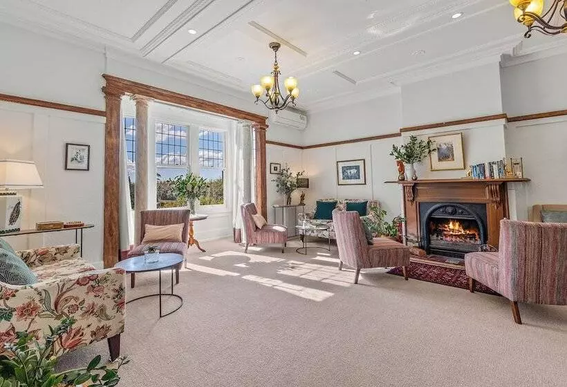 Hotelli Eastview Estate