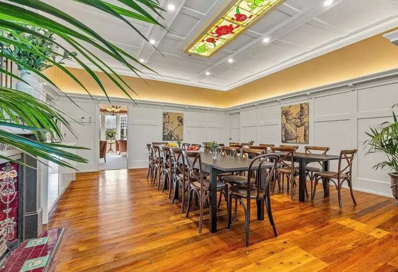 Hotelli Eastview Estate