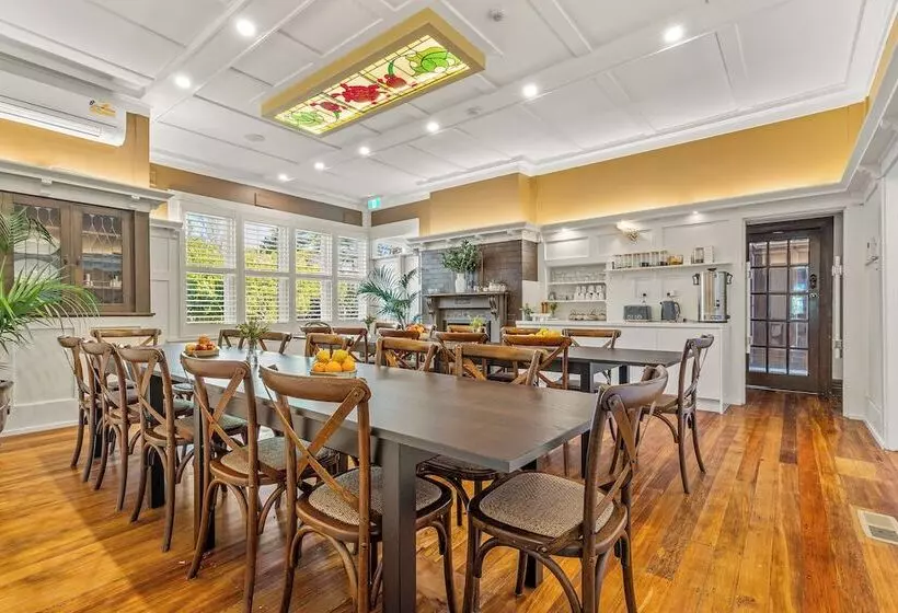 Hotelli Eastview Estate