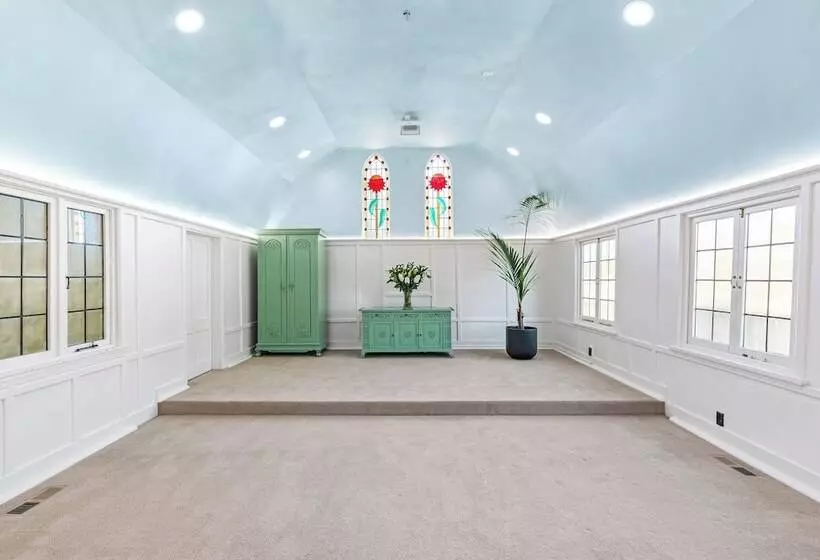 Hotelli Eastview Estate