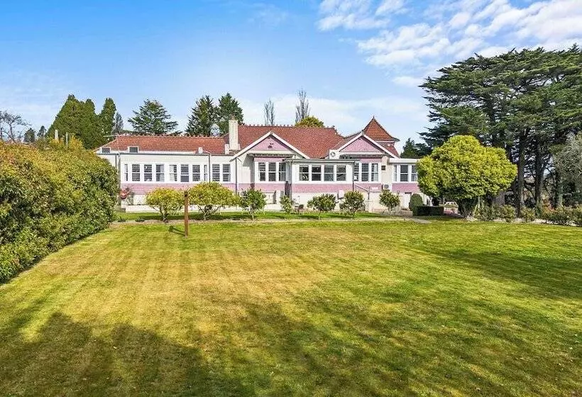 Hotelli Eastview Estate