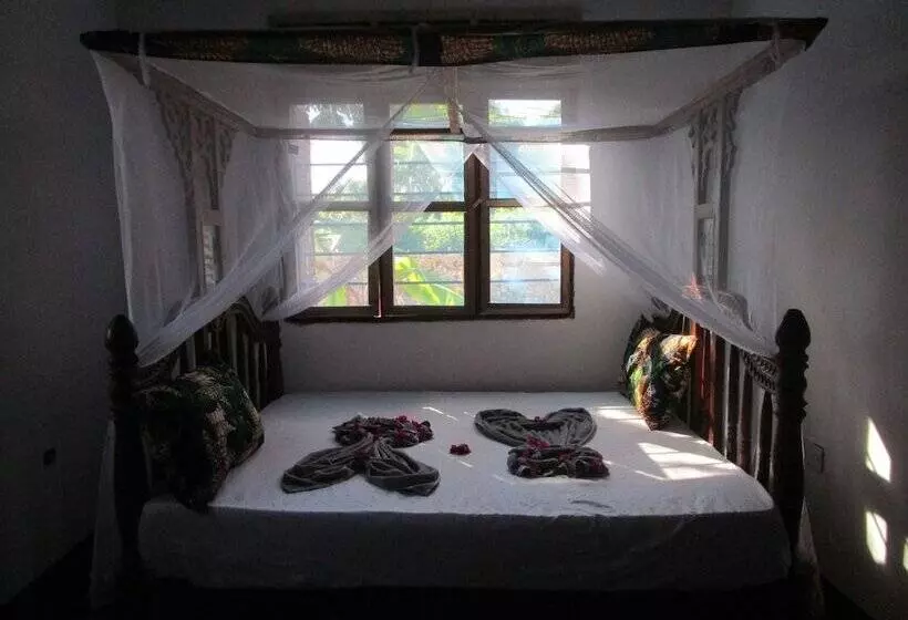 ホテル Furaha Lodge